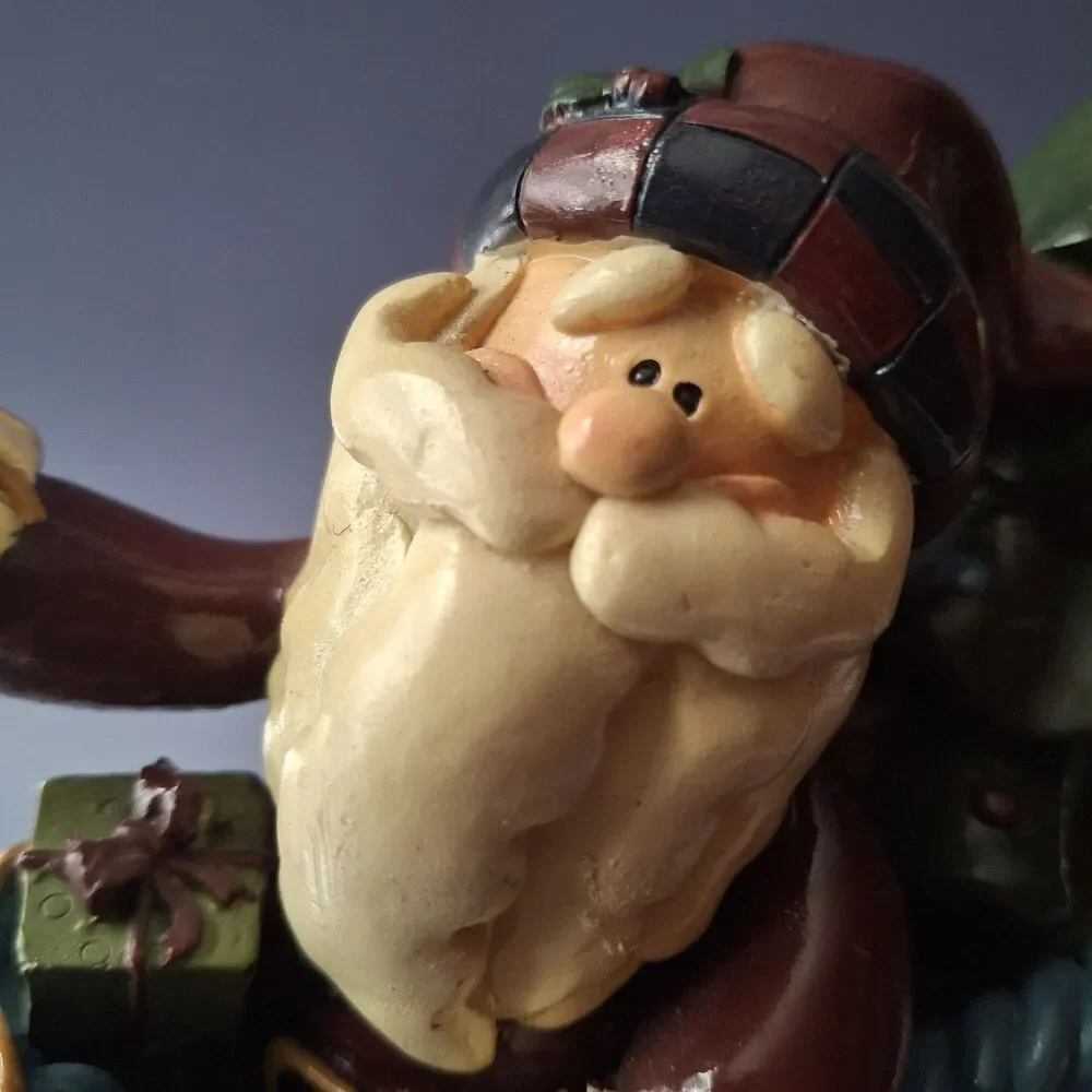 Santa Claus St Nicholas Sleigh Christmas Figurine Tree Gifts Resin 6